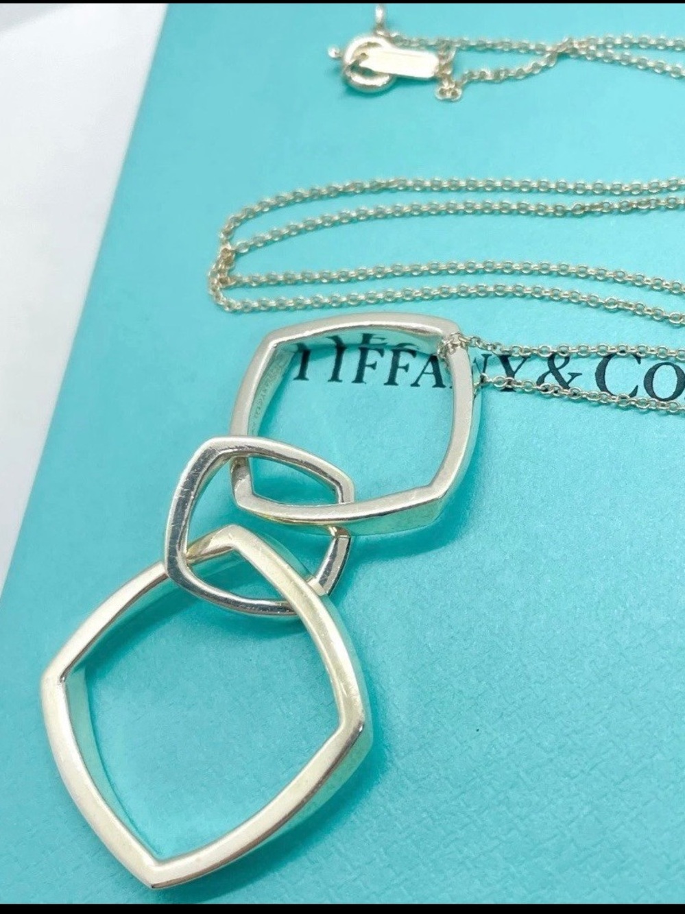 Tiffany & Co 100% Auth Frank Gehry Tripple Torque Necklace w/Pouch✨Vintage✨EUC
